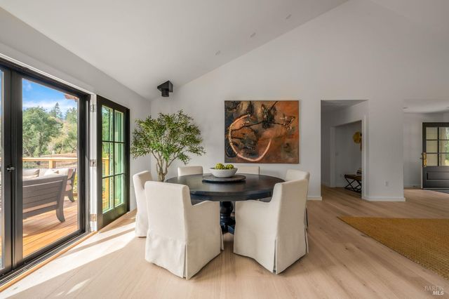 340 White Cottage Rd S, Angwin, CA 94508