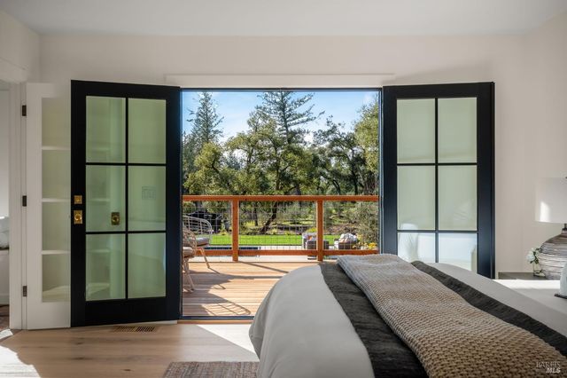 340 White Cottage Rd S, Angwin, CA 94508