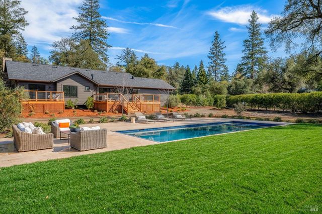 340 White Cottage Rd S, Angwin, CA 94508