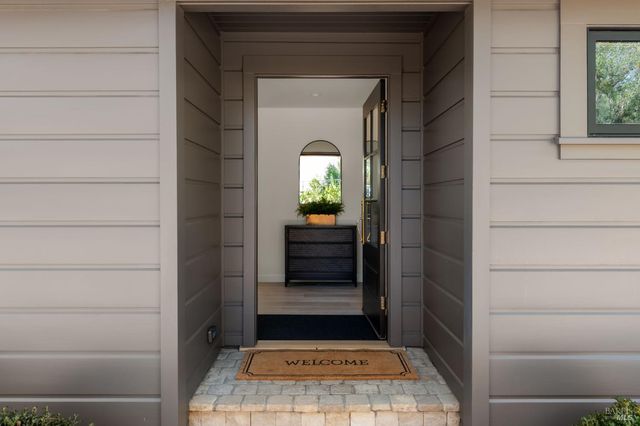 340 White Cottage Rd S, Angwin, CA 94508