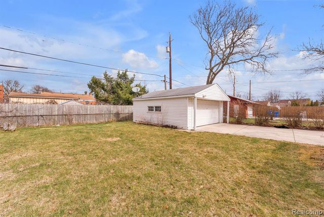 26800 Van Buren Road, Dearborn Heights, MI 48127