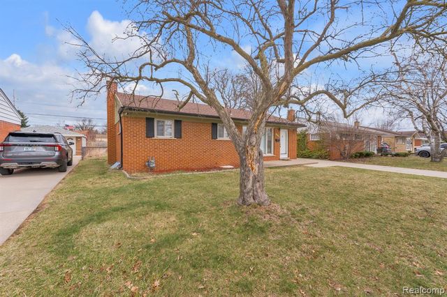 26800 Van Buren Road, Dearborn Heights, MI 48127