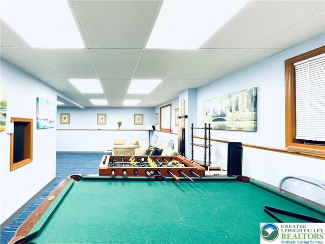 19 Livingston Lane, Clifton Twp, PA 18424