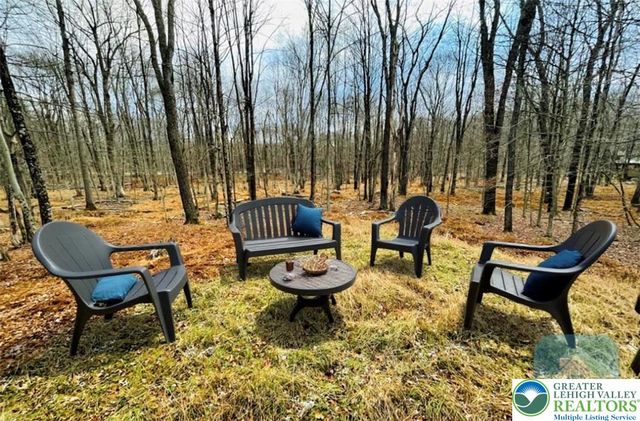 19 Livingston Lane, Clifton Twp, PA 18424