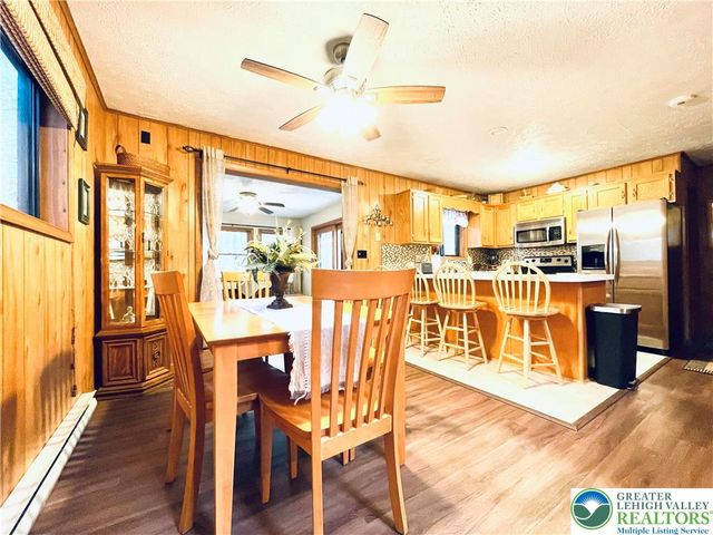 19 Livingston Lane, Clifton Twp, PA 18424