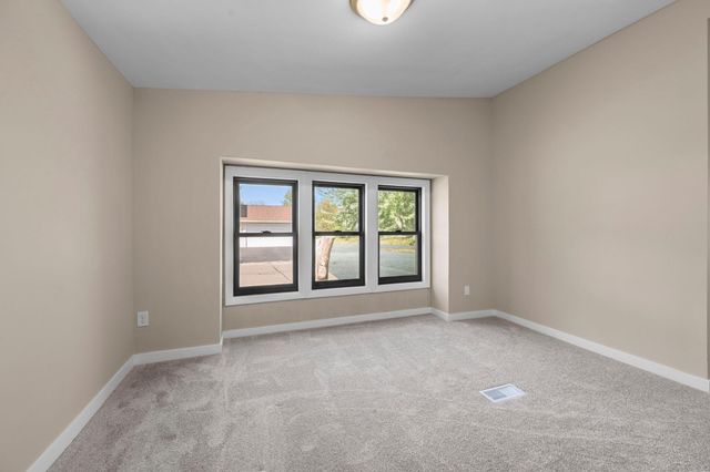1989 Cardinal Drive, Centerville, MN 55038