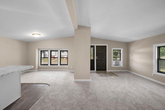 1989 Cardinal Drive, Centerville, MN 55038