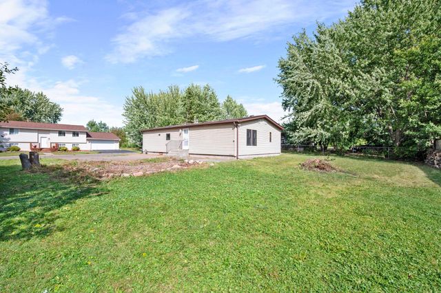 1989 Cardinal Drive, Centerville, MN 55038
