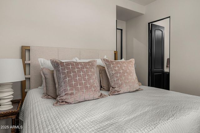 6650 N HILLSIDE Drive, Paradise Valley, AZ 85253