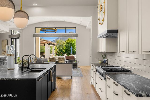 6650 N HILLSIDE Drive, Paradise Valley, AZ 85253