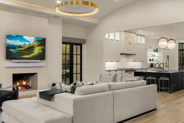 6650 N HILLSIDE Drive, Paradise Valley, AZ 85253