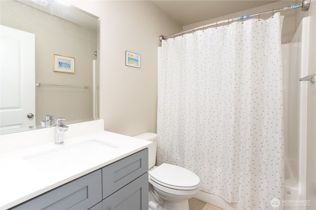 6930 Red Ridge Drive #B, Lynden, WA 98264