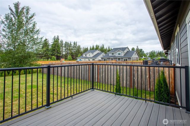 6930 Red Ridge Drive #B, Lynden, WA 98264