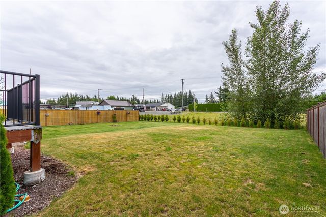 6930 Red Ridge Drive #B, Lynden, WA 98264