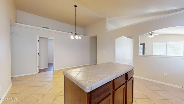 1819 Shreya Street, El Paso, TX 79928