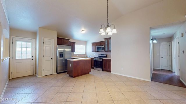 1819 Shreya Street, El Paso, TX 79928