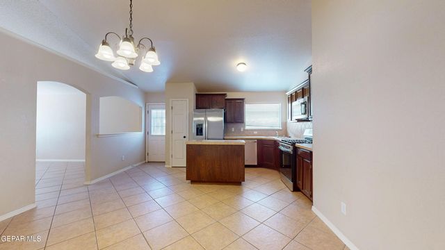 1819 Shreya Street, El Paso, TX 79928