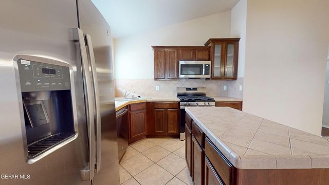 1819 Shreya Street, El Paso, TX 79928