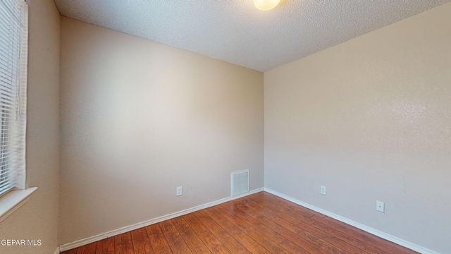 1819 Shreya Street, El Paso, TX 79928