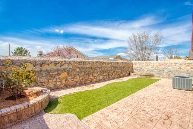 1819 Shreya Street, El Paso, TX 79928