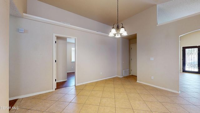 1819 Shreya Street, El Paso, TX 79928