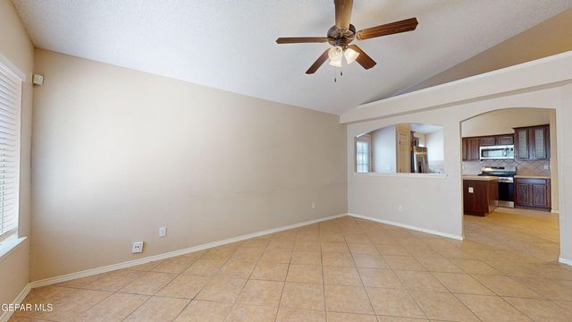1819 Shreya Street, El Paso, TX 79928