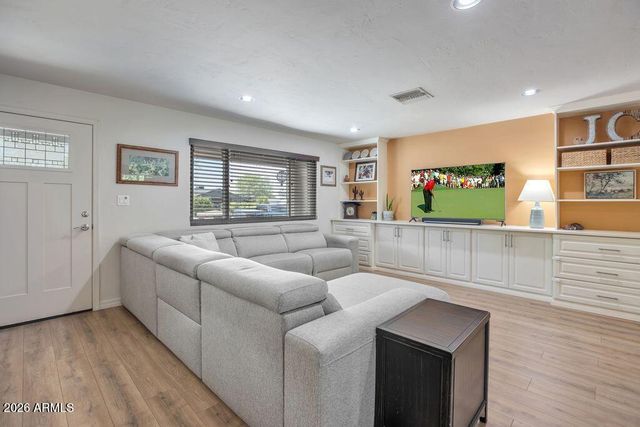 1302 E Butler Drive, Phoenix, AZ 85020
