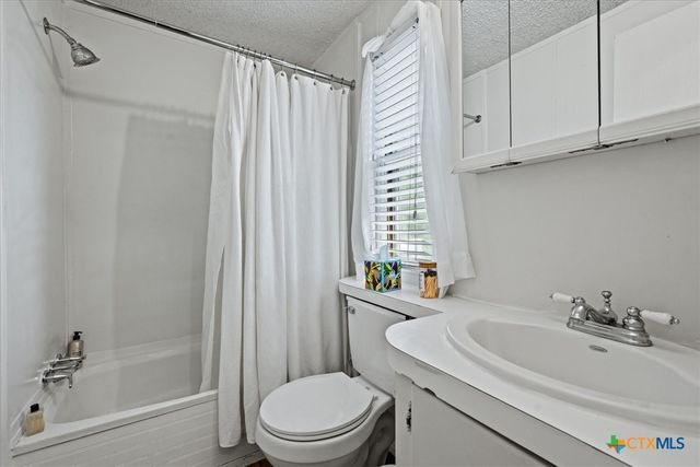 272 Quail Ridge Drive, Kyle, TX 78640