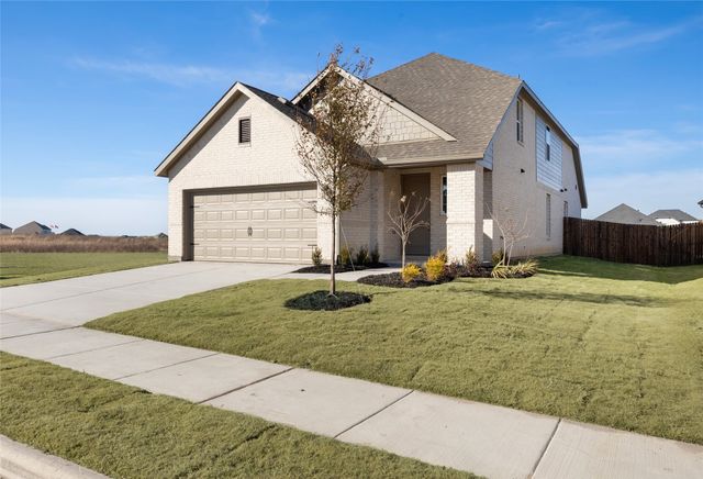 1111 Butterfly Dale Drive, Lavon, TX 75166