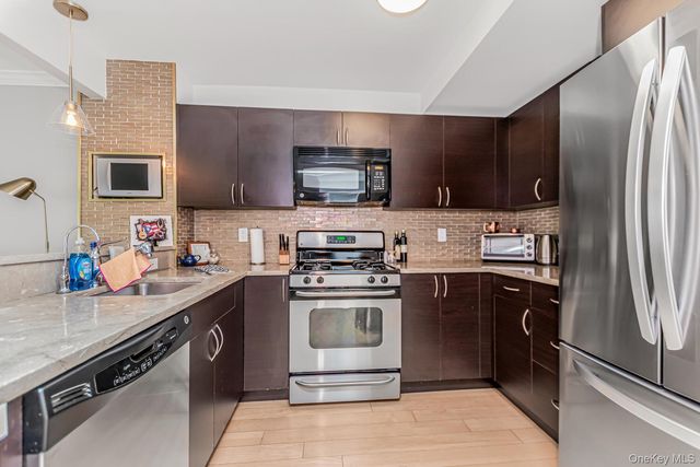 1490 Outlook Avenue 1D, Bronx, NY 10465