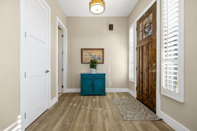 2702 Cumberland CV, Lago Vista, TX 78645