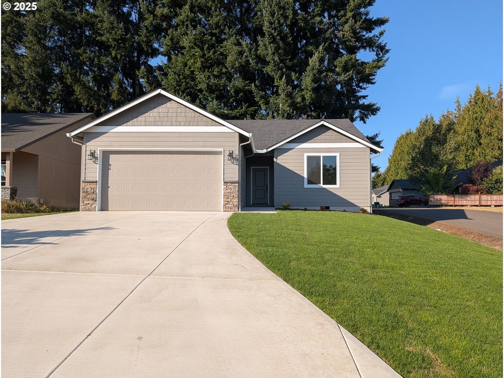 127 HEIGHTS Ln, Onalaska, WA 98570
