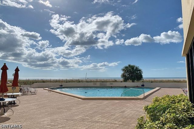 180 Seaview CT 111, Marco Island, FL 34145