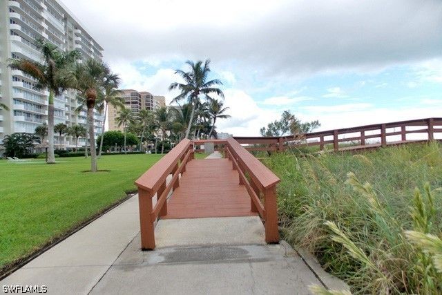 180 Seaview CT 111, Marco Island, FL 34145