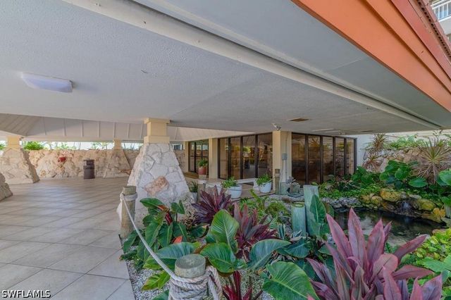 180 Seaview CT 111, Marco Island, FL 34145