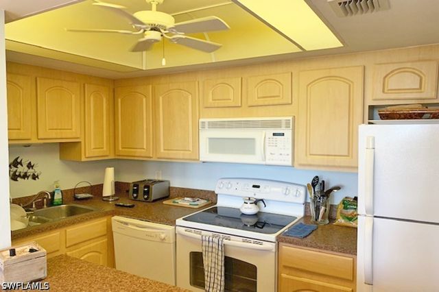 180 Seaview CT 111, Marco Island, FL 34145