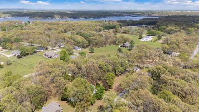 3112 Buffalo Lane, Grove, OK 74344