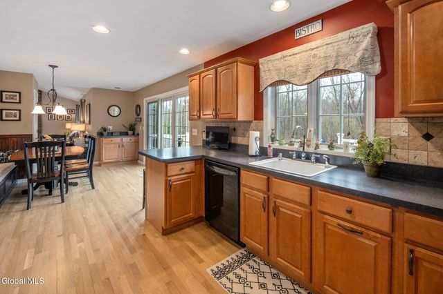 79 Dewey Avenue, Halfmoon, NY 12118