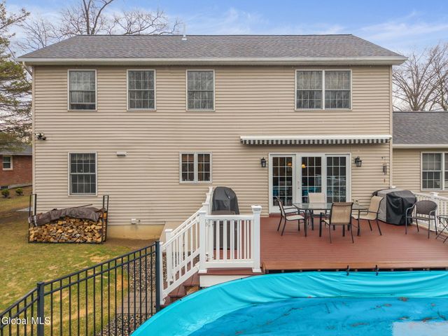 79 Dewey Avenue, Halfmoon, NY 12118