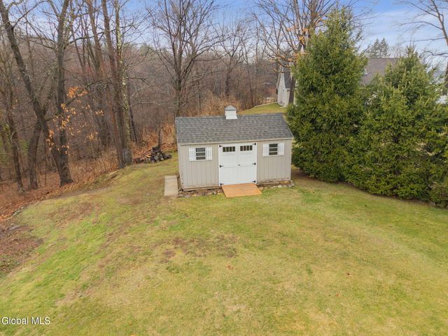 79 Dewey Avenue, Halfmoon, NY 12118