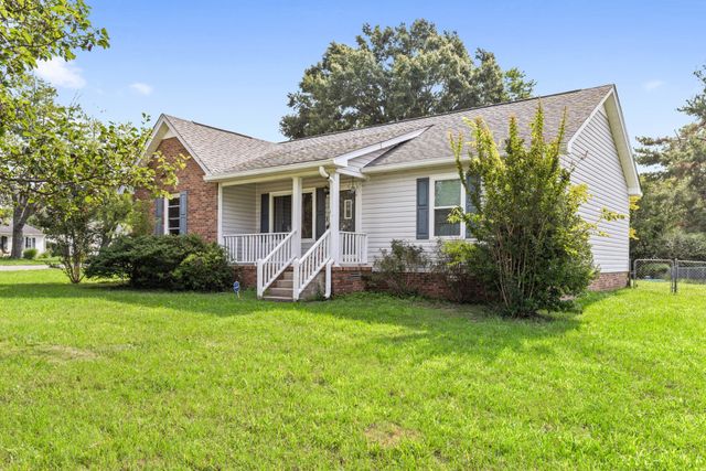 514 W Market St, Portland, TN 37148