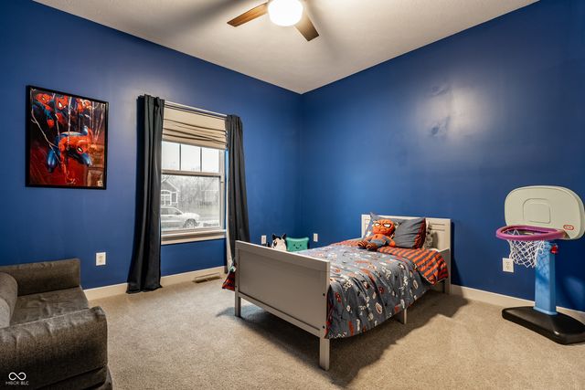 2117 W Bedrock Lane, Greenfield, IN 46140