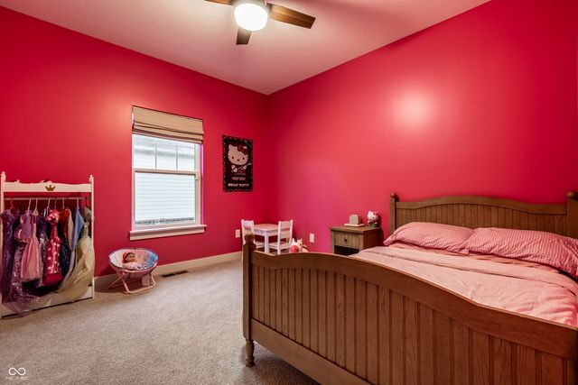 2117 W Bedrock Lane, Greenfield, IN 46140