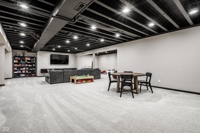 2117 W Bedrock Lane, Greenfield, IN 46140