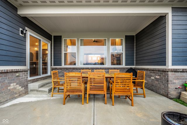 2117 W Bedrock Lane, Greenfield, IN 46140