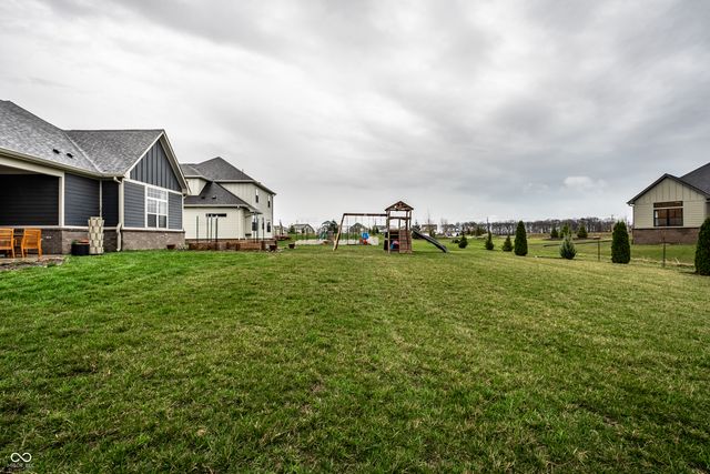 2117 W Bedrock Lane, Greenfield, IN 46140