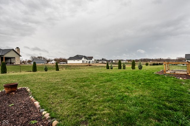 2117 W Bedrock Lane, Greenfield, IN 46140