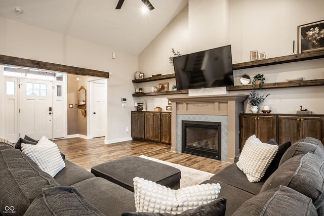 2117 W Bedrock Lane, Greenfield, IN 46140