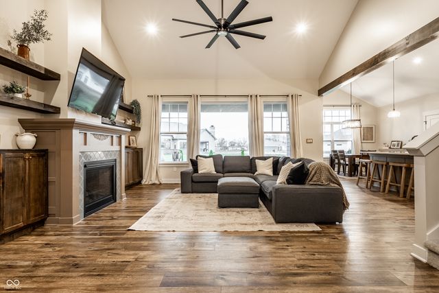 2117 W Bedrock Lane, Greenfield, IN 46140