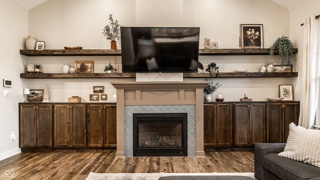 2117 W Bedrock Lane, Greenfield, IN 46140